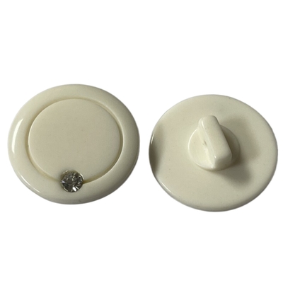 Botões de pata decorativos Ring Design With Fake Diamond da resina plástica na cara 30L