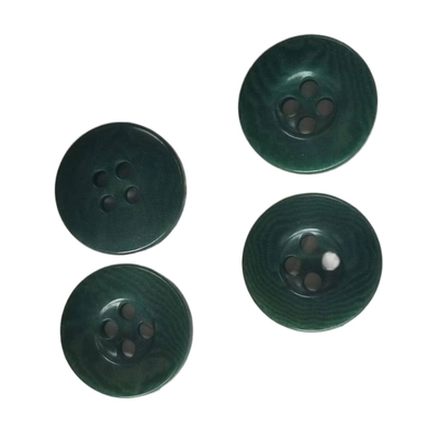 O corozo natural abotoa a cor verde favorável ao meio ambiente e sustentável para a camisa em 24L