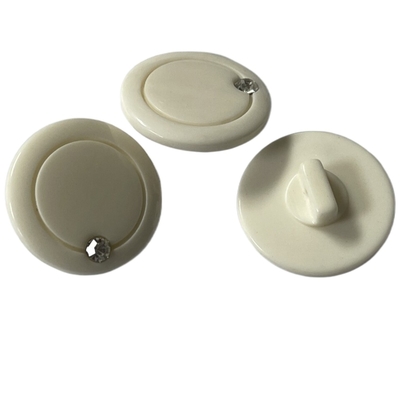 Botões de pata decorativos Ring Design With Fake Diamond da resina plástica na cara 30L