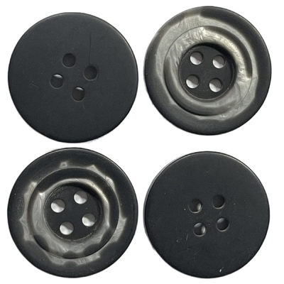 botões de chifre de imitação de 34.3mm com uso de 4 furos para o vestuário do revestimento