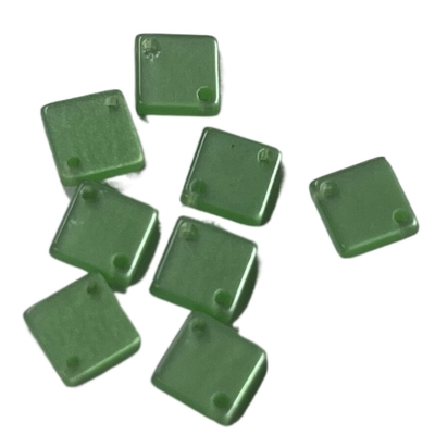 Resina extravagante 2-Holes dos botões quadrados feitos sob encomenda da cor verde no uso de 6*6mm para Diy