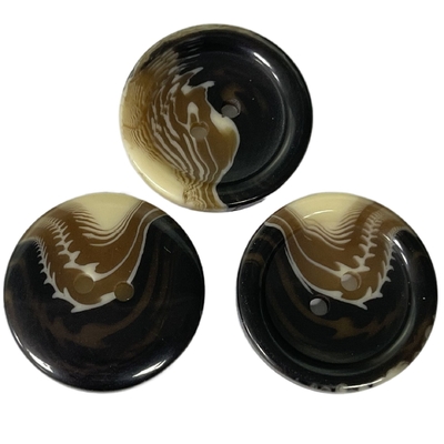 Uso plástico dos botões de revestimento 4Holes da rocha de imitação 25mm para a camiseta do revestimento do revestimento